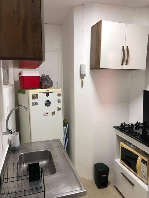Cuartos Privados En Apto Copacabana Pensión *